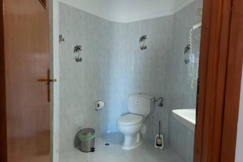 Menelaos Apartments Daratsos Bagian luar foto
