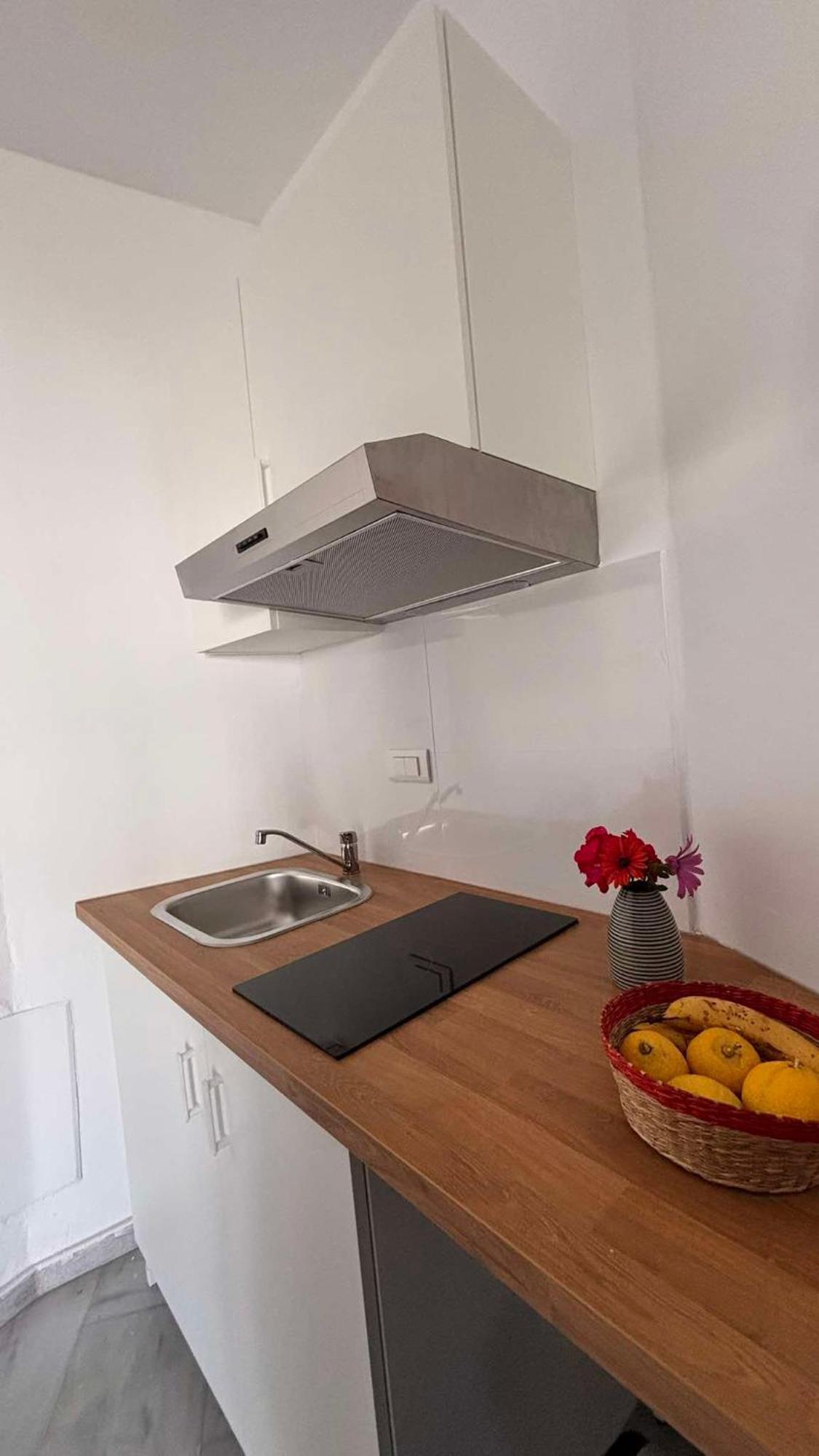 Menelaos Apartments Daratsos Bagian luar foto
